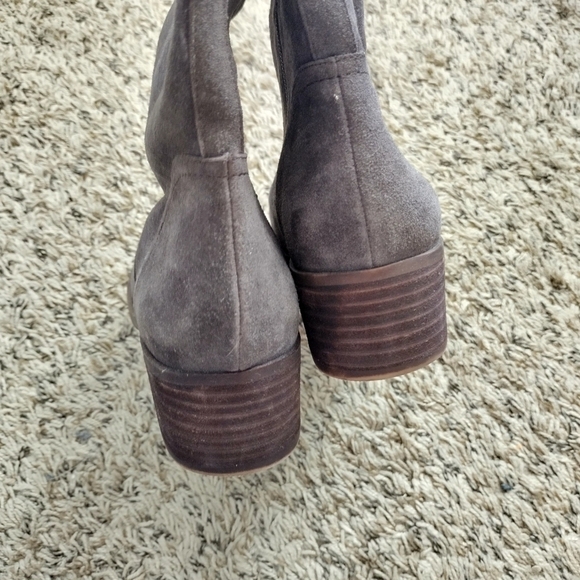 Lucky Brand hanover grey suede zipper boots sz 9 - Picture 7 of 10
